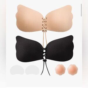 Set of 2 pairs of  bras with petal nipple covers, invisible silicone push-up